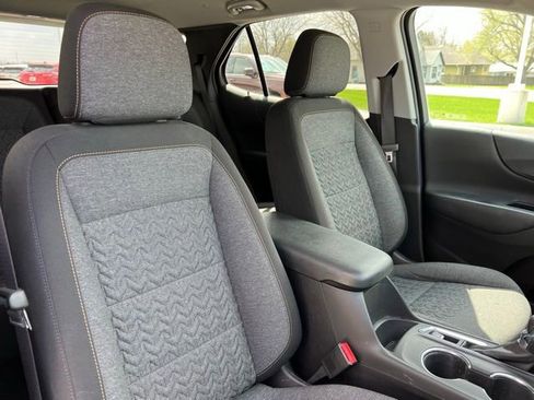 Used 2023 Chevrolet Equinox LT w/ Driver Convenience Package AWD/4WD image 10