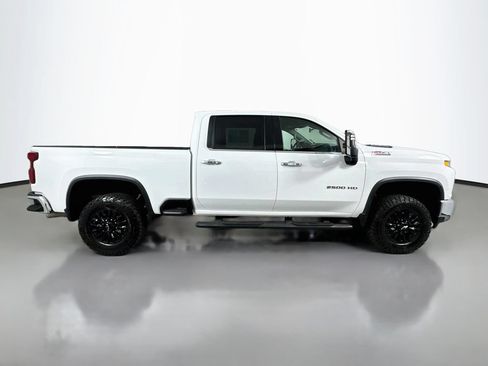 Used 2021 Chevrolet Silverado 2500 LTZ w/ Z71 Off-Road Package AWD/4WD image 5