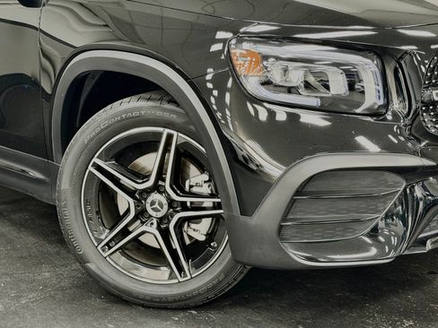 Certified 2023 Mercedes-Benz GLB 250 image 4