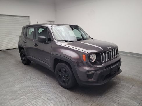 Used 2021 Jeep Renegade Sport FWD image 13