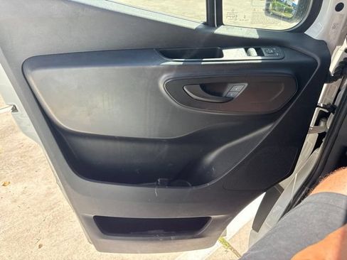 Used 2023 Mercedes-Benz Sprinter 2500 w/ Dashboard Charging Package image 9