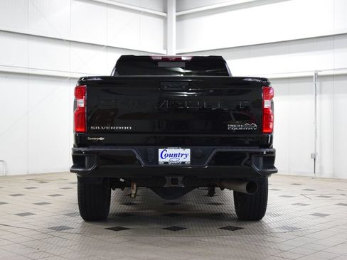 Used 2022 Chevrolet Silverado 2500 High Country w/ Z71 Off-Road Package AWD/4WD image 7