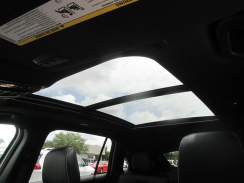 Used 2025 Jeep Wagoneer S Limited image 28