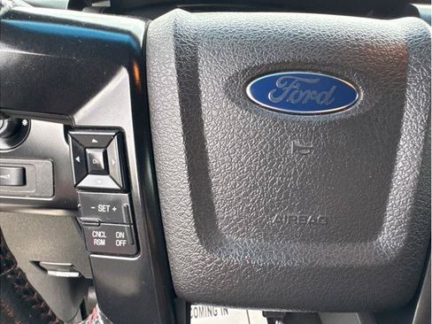 Used 2014 Ford F150 FX4 w/ Equipment Group 402A Luxury AWD/4WD image 27