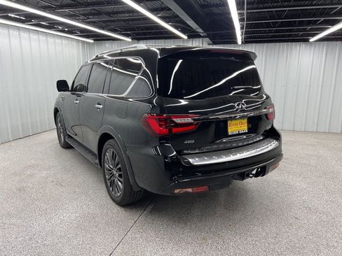 Used 2024 INFINITI QX80 Sensory image 4
