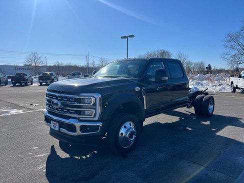 New 2026 Ford F450 Lariat image 3