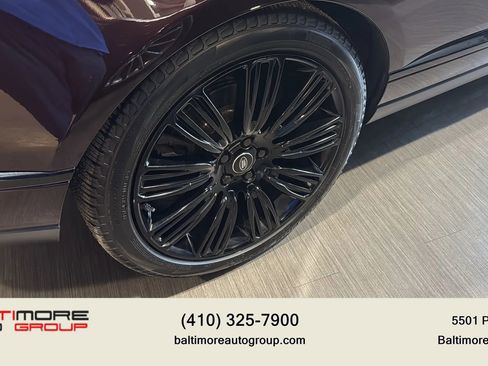 Used 2020 Land Rover Range Rover HSE image 15