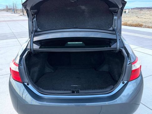 Used 2024 Nissan Altima 2.5 SV AWD/4WD image 9