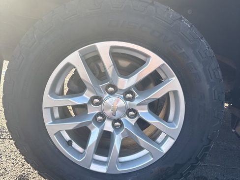 Used 2022 Chevrolet Silverado 1500 LT image 26