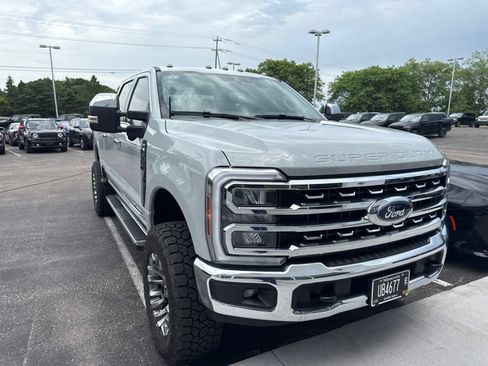 Used 2025 Ford F350 Lariat w/ Chrome Package AWD/4WD image 1