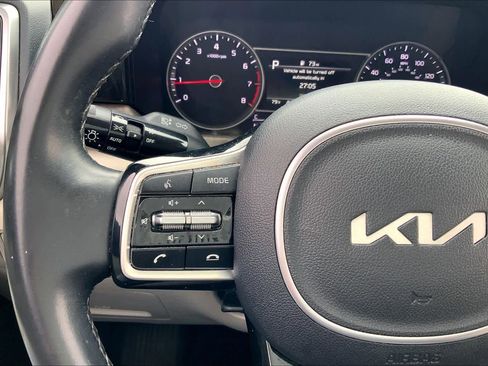 Used 2022 Kia Sorento EX w/ Panoramic Sunroof Package FWD image 23