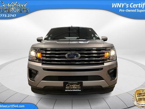 Used 2020 Ford Expedition XLT RWD image 2