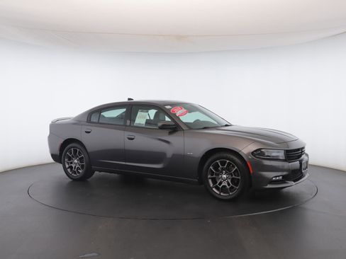 Used 2018 Dodge Charger GT image 34