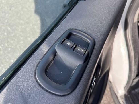 Used 2022 Ford Transit 350 XLT image 16