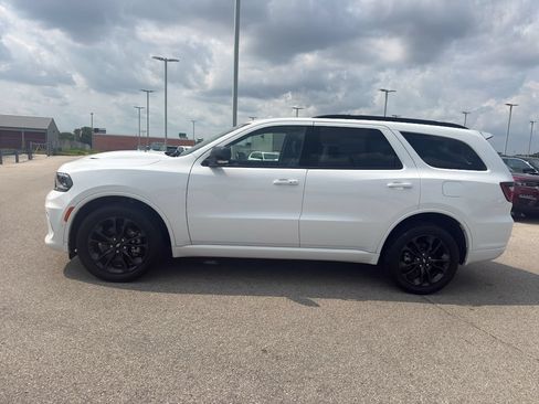 Used 2025 Dodge Durango GT AWD/4WD image 6