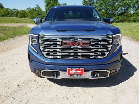 New 2026 GMC Sierra 1500 Denali AWD/4WD image 9