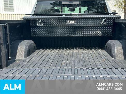 Used 2025 GMC Sierra 1500 AT4 w/ AT4 Premium Package image 32