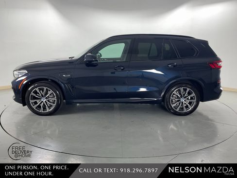 Used 2023 BMW X5 xDrive45e w/ Executive Package image 9