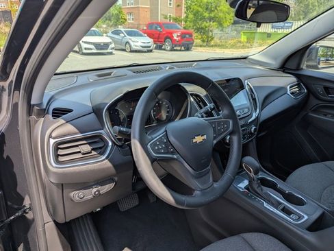 Used 2023 Chevrolet Equinox LT image 12