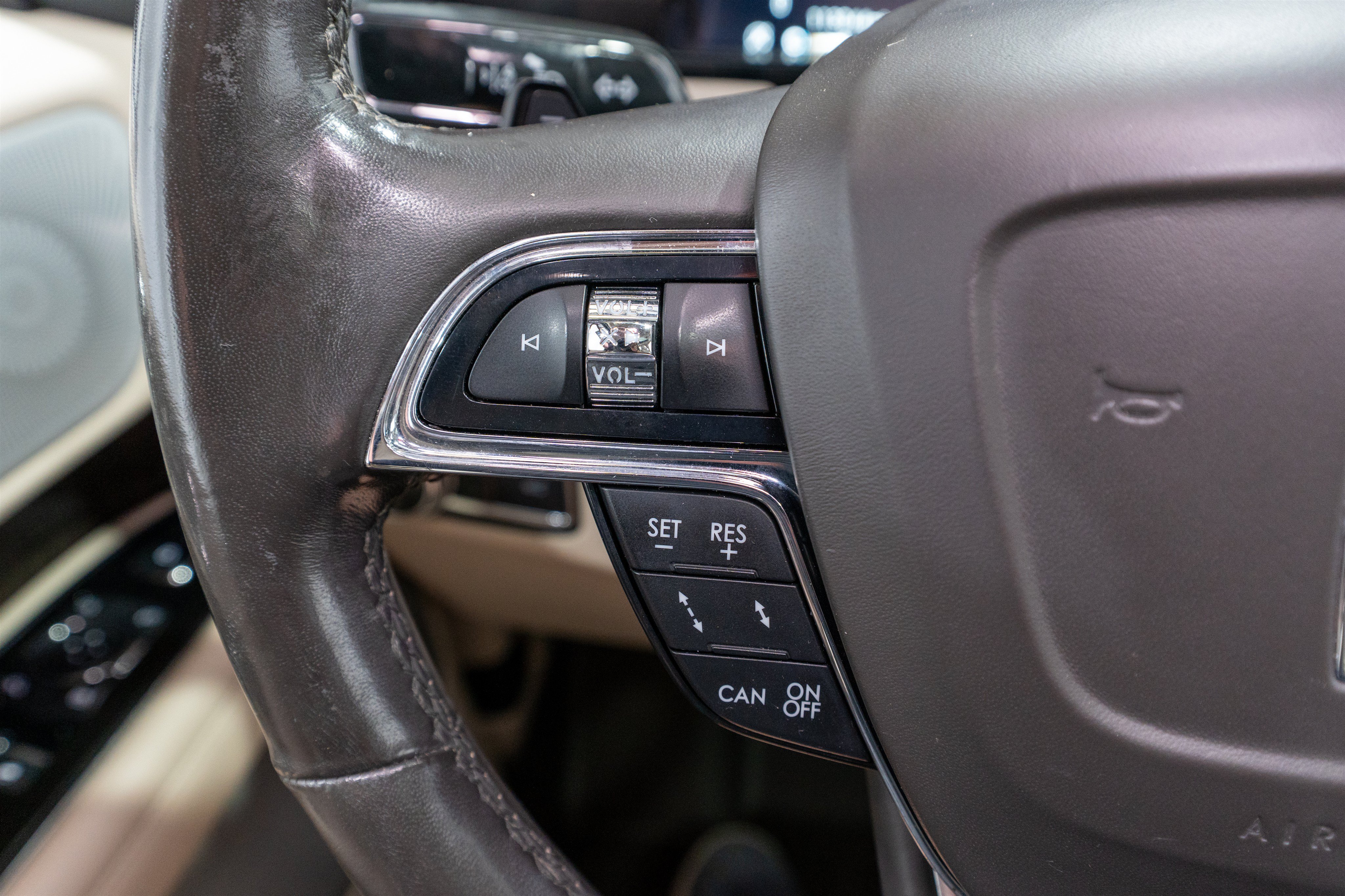 Used 2019 Lincoln Navigator Reserve AWD/4WD image 29