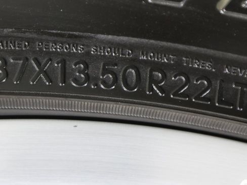 Used 2024 Ford F250 Limited w/ FX4 Off-Road Package image 56