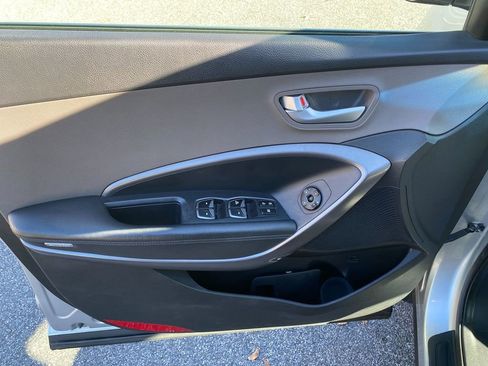 Used 2013 Hyundai Santa Fe Sport w/ Popular Equipment Pkg image 11