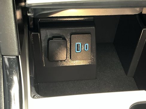 Used 2021 Ford Explorer ST w/ Equipment Group 401A image 26