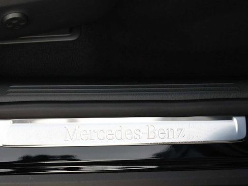 Used 2026 Mercedes-Benz GLC 300 4MATIC image 31