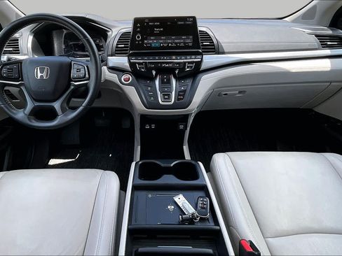Certified 2025 Honda Odyssey EX-L image 15