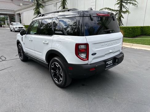 Used 2025 Ford Bronco Sport Outer Banks w/ Outer Banks Tech Package+ AWD/4WD image 10