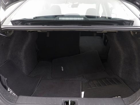 Used 2023 Nissan Versa SV w/ Trunk Package image 17