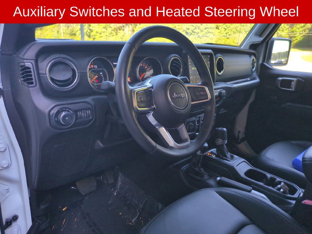 Used 2019 Jeep Wrangler Unlimited Sahara AWD/4WD image 17