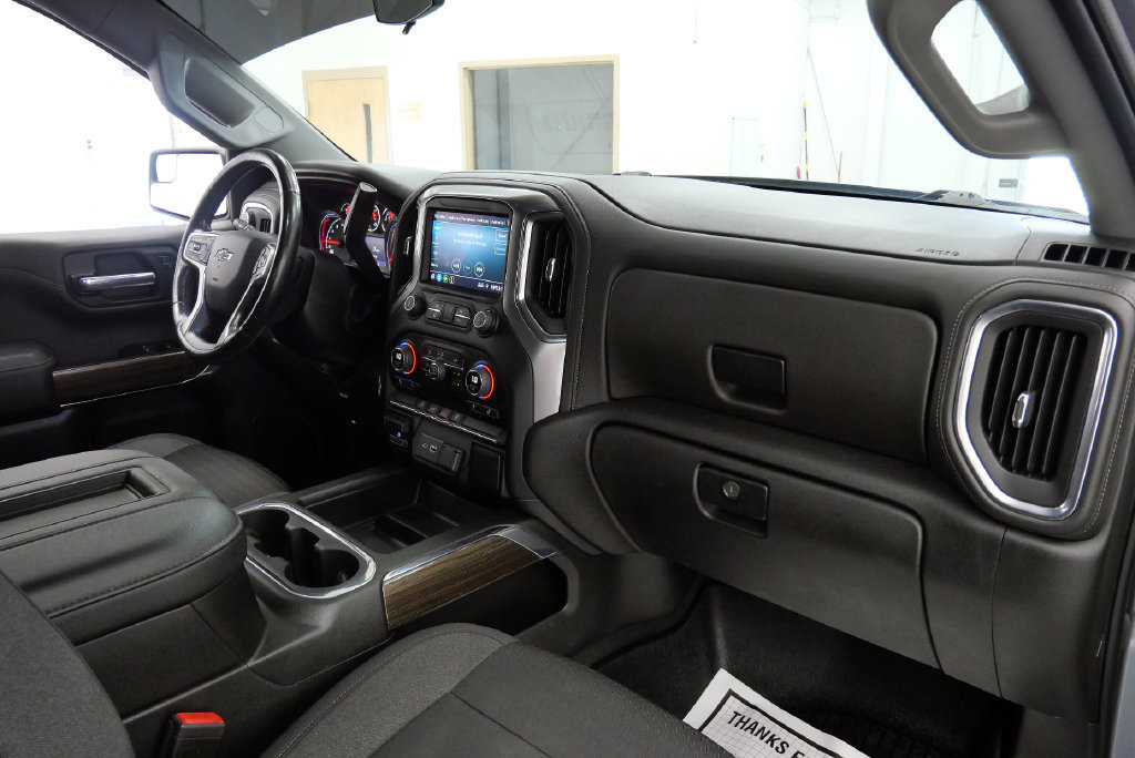 Used 2021 Chevrolet Silverado 1500 LT Trail Boss w/ Bed Protection Package AWD/4WD image 17