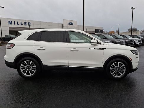 Certified 2021 Lincoln Nautilus AWD w/ Equipment Group 101A image 7