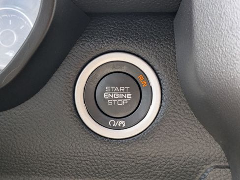 Used 2023 RAM 1500 Laramie image 22