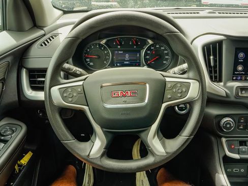 Used 2023 GMC Terrain SLE FWD image 21