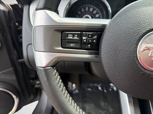 Used 2014 Ford Mustang Premium RWD image 20