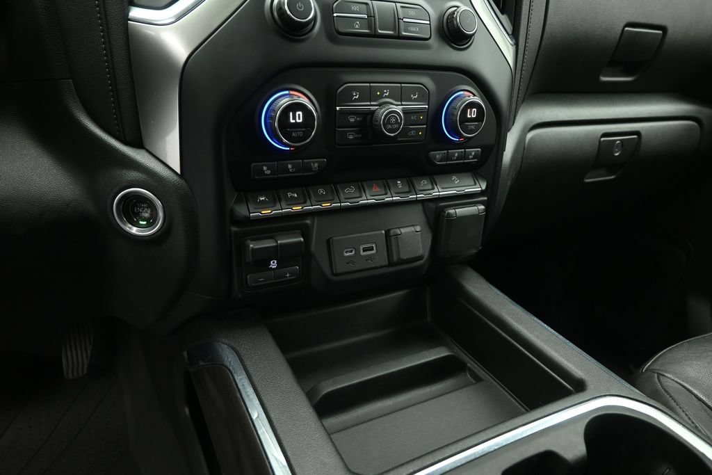 Used 2019 Chevrolet Silverado 1500 LTZ w/ LTZ Plus Package AWD/4WD image 14