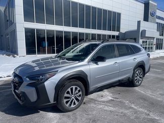 New 2025 Subaru Outback Premium video 1