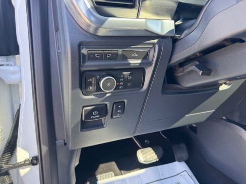 Certified 2022 Ford F150 Lariat w/ Max Trailer Tow Package image 14