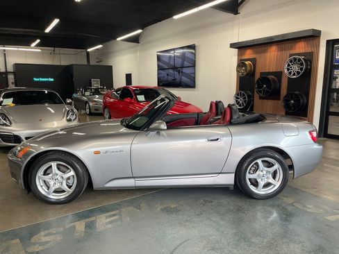 Used 2001 Honda S2000 image 7