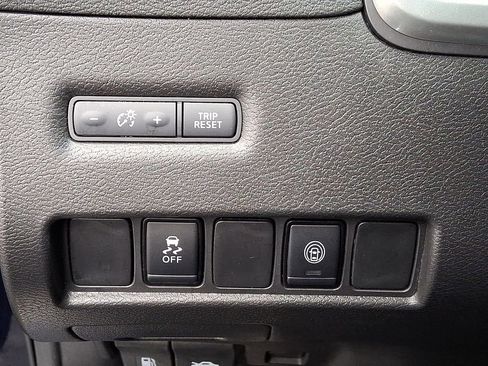 Used 2024 Nissan Murano SV image 26