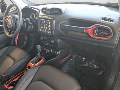 Used 2022 Jeep Renegade Trailhawk AWD/4WD image 24