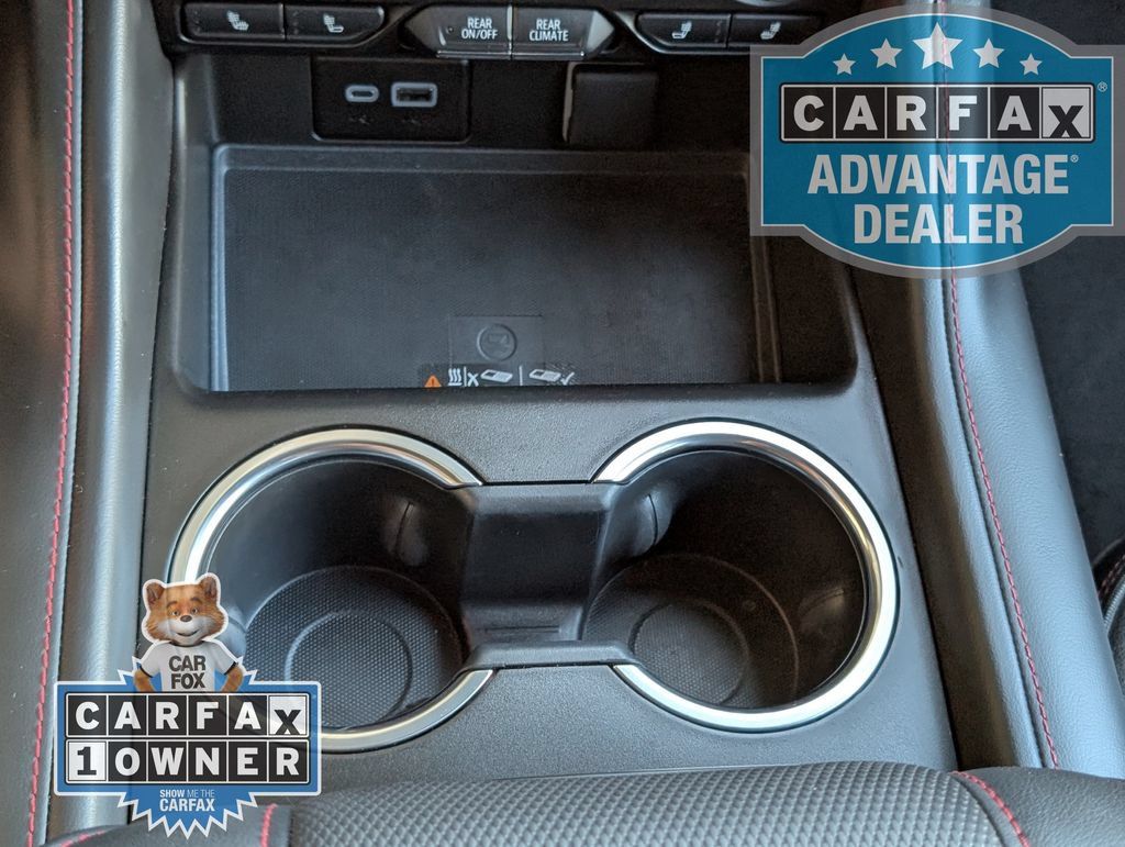 Used 2024 Chevrolet Tahoe RST w/ Luxury Package AWD/4WD image 12