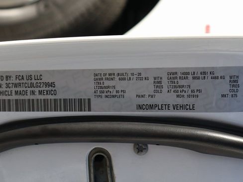 Used 2020 RAM 3500 Tradesman w/ Chrome Appearance Group image 54