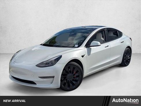 Used 2022 Tesla Model 3 Performance image 1
