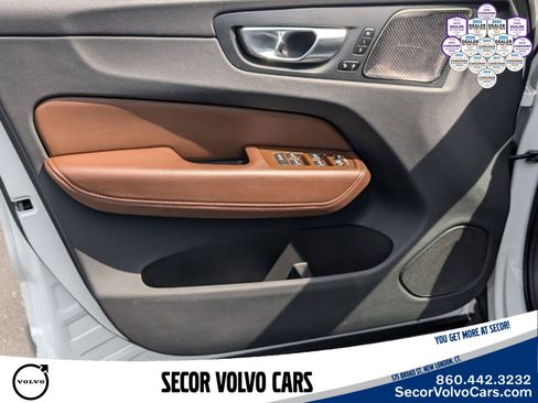 Used 2023 Volvo XC60 B5 Plus w/ Climate Package AWD/4WD image 21