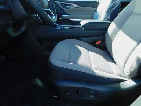 New 2026 Chevrolet Traverse LT w/ Midnight/Sport Edition FWD image 23