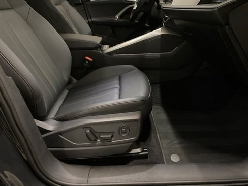 Used 2025 Audi Q5 Premium w/ Convenience Package image 82