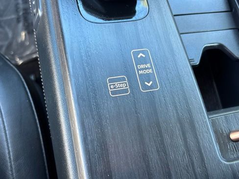 Used 2024 Nissan Ariya AWD image 21